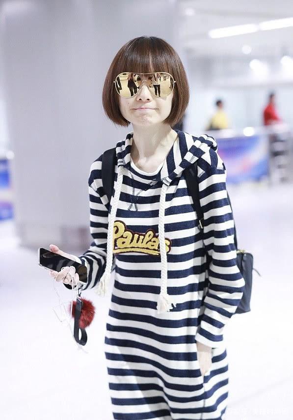 鲁豫自曝上学时120斤,仅此一张旧照,网友看完想舔屏!