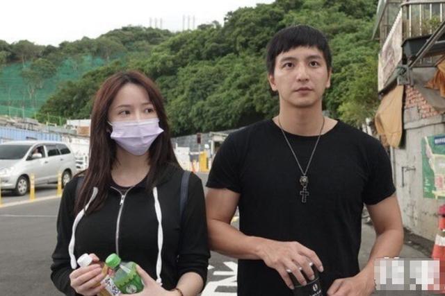 男星刚公布结婚14天又公布好消息老婆已经怀孕4个月