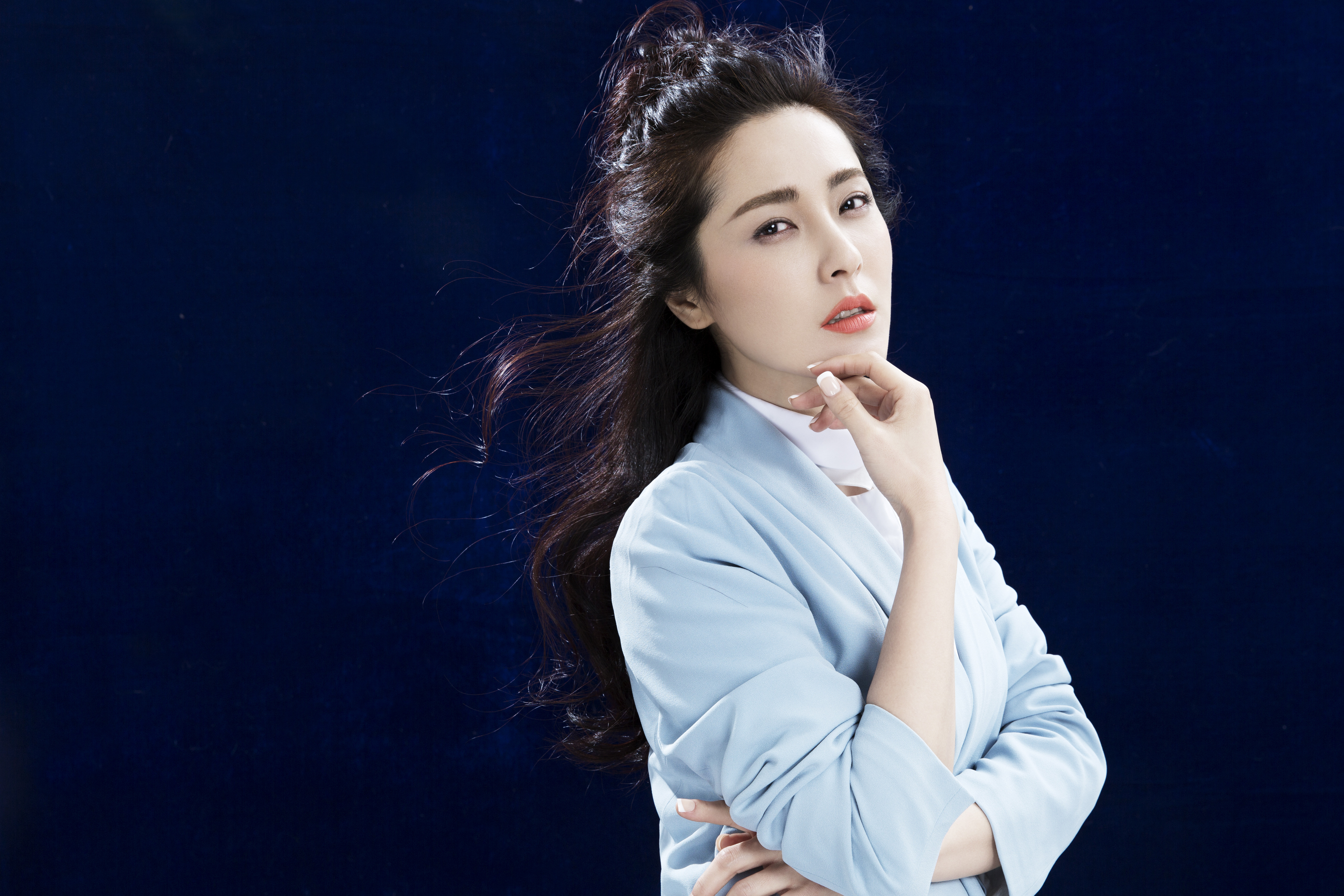 【1976】曾黎,毕业于中央戏剧学院表演系,代表作《男才女貌》