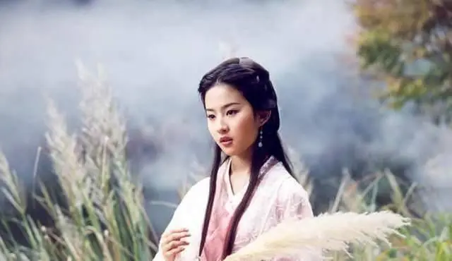 原创原创神仙姐姐刘亦菲上位史她身后的资本江湖比你想象的更精彩