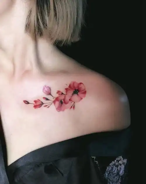 花 锁骨纹身图片_成品胸部传统清新植物纹身图案