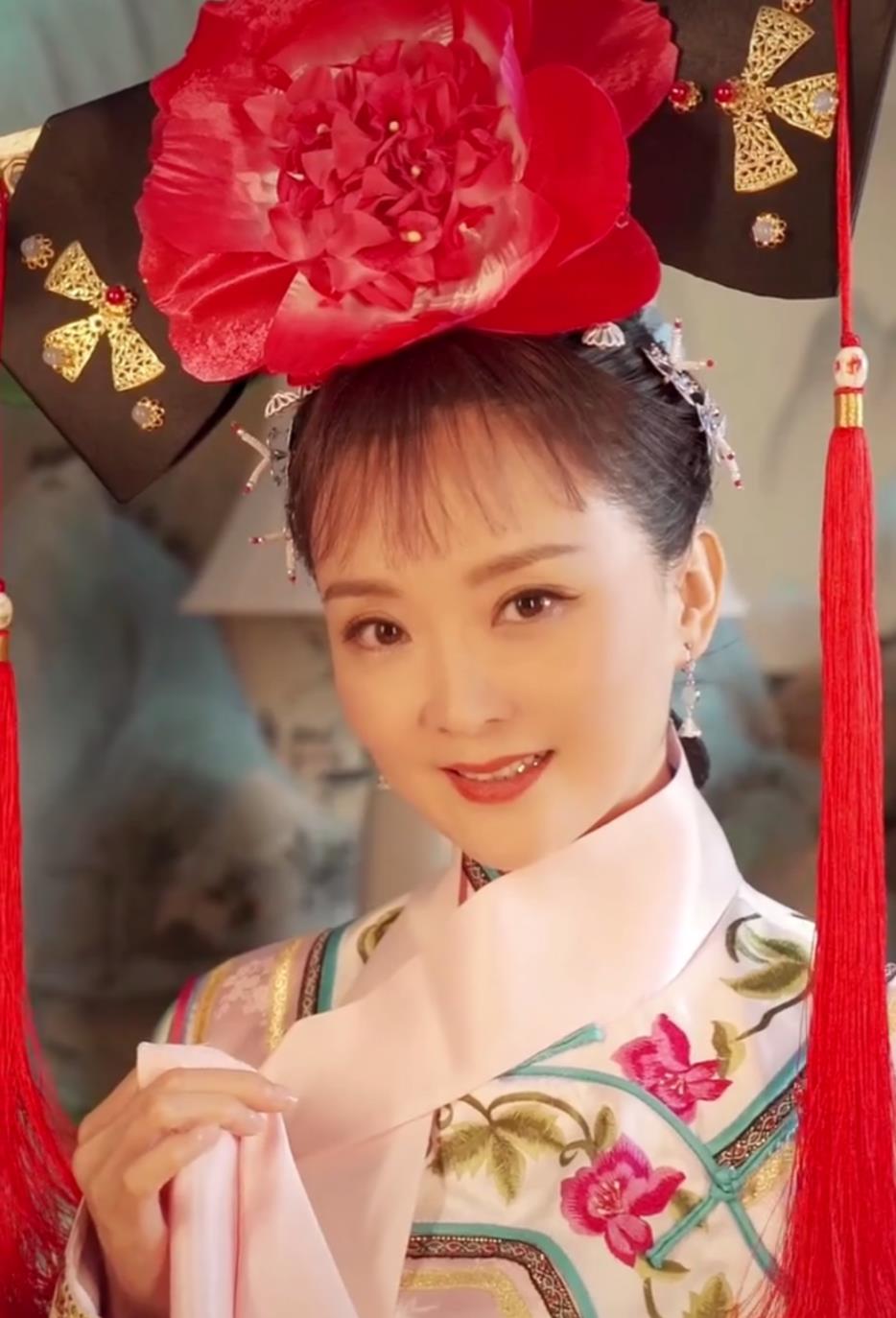 王艳上演回忆杀,重扮晴儿一如从前,主演境遇各不同_女孩_视频_儿子