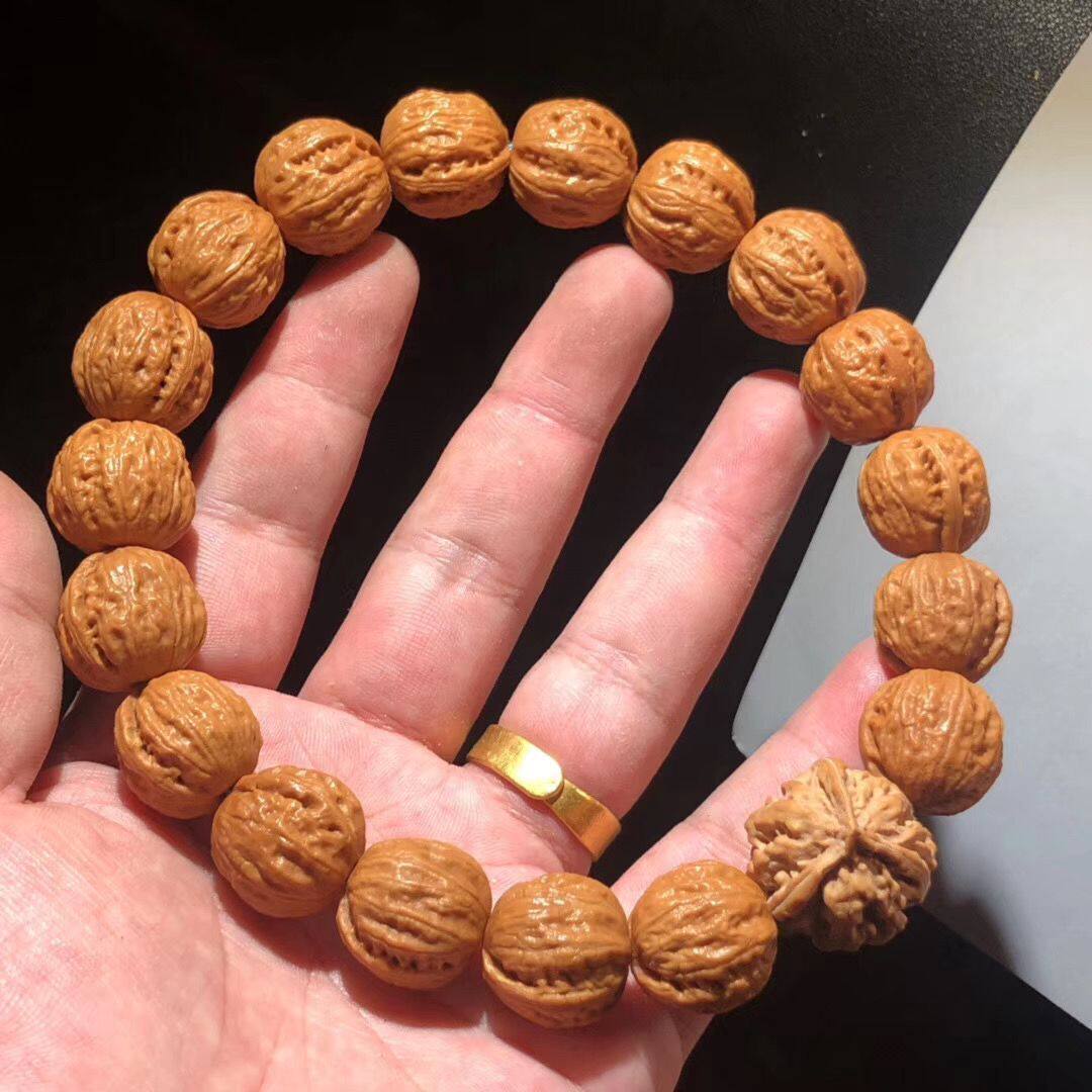 文玩小核桃手串山三棱正奔狮子头小秋子正圆姜黄皮手持手把件