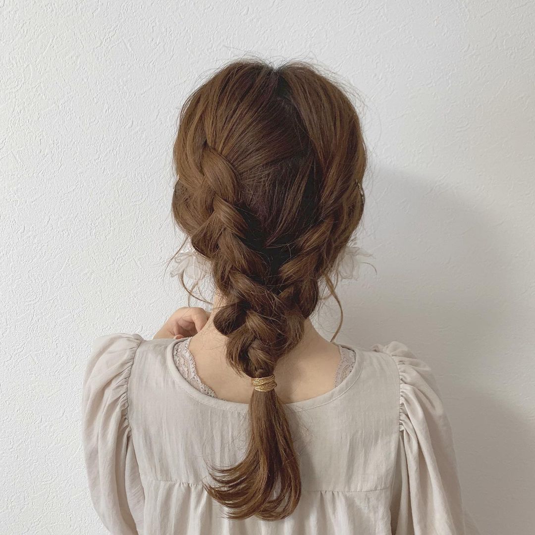 「2021造型」5个简单特别的马尾编发造型!减龄,显瘦,气质up