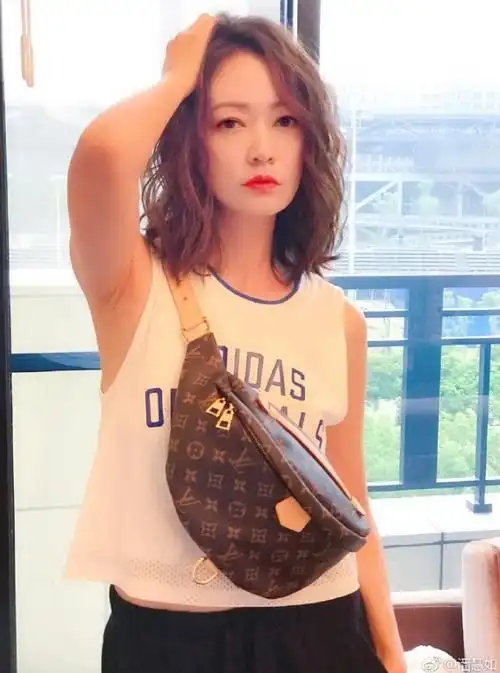 潘慧如为什么是常青树她被继父曝光是双性恋