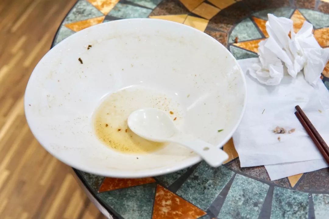 这碗称霸桐乡的阿能面有点甜选择多到连吃一个月不带重样