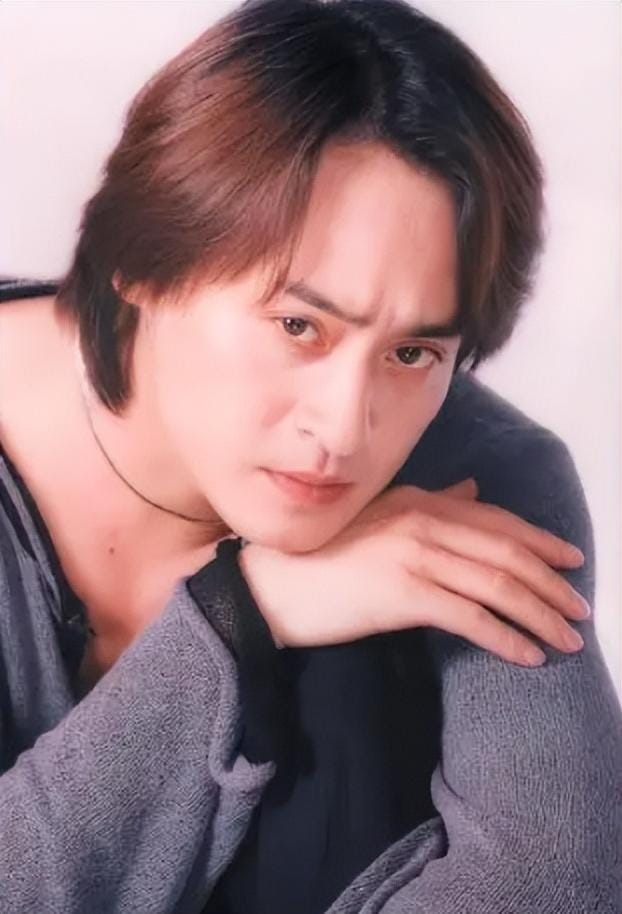 修庆个人资料简介:他是著名演员,做了爸爸后内心深处感谢父母当年催生