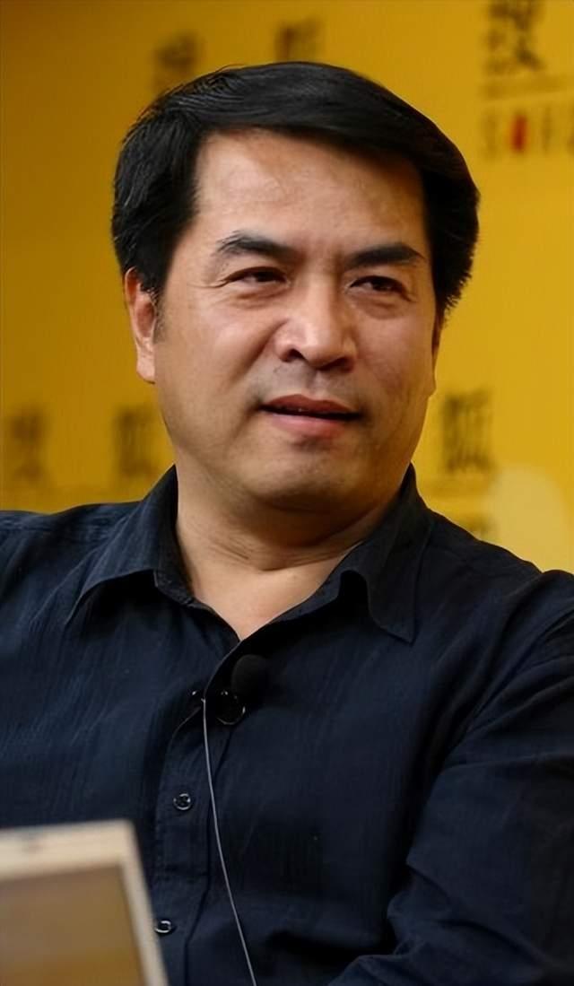 老戏骨廖京生历经坎坷成名史收获最爱的女人