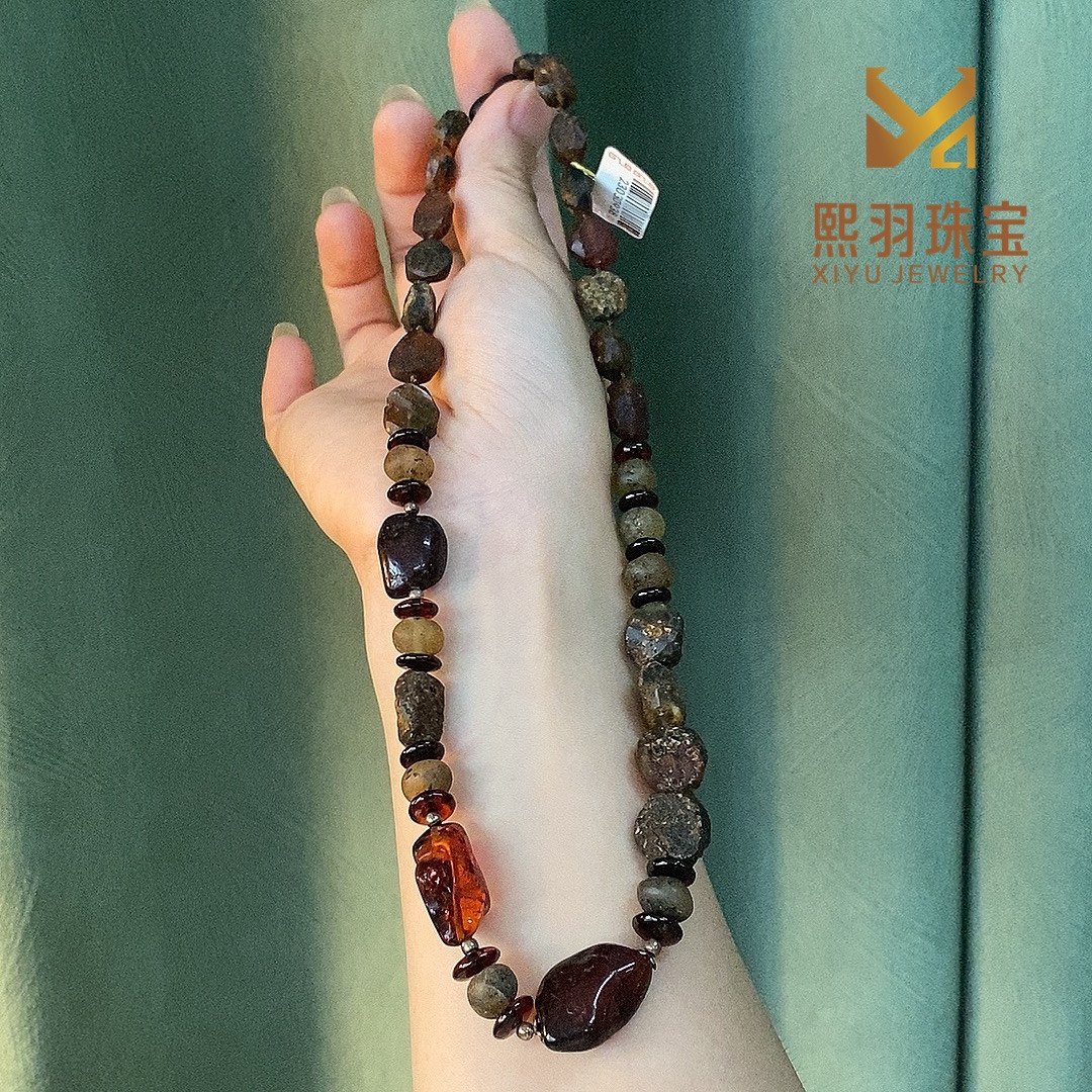 熙羽珠宝 简约显白北欧海漂红琥珀原石药珀原皮设计项链手串保真