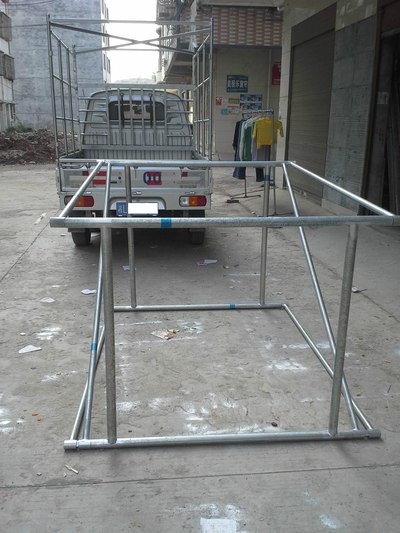 不断改进的苍栏货架