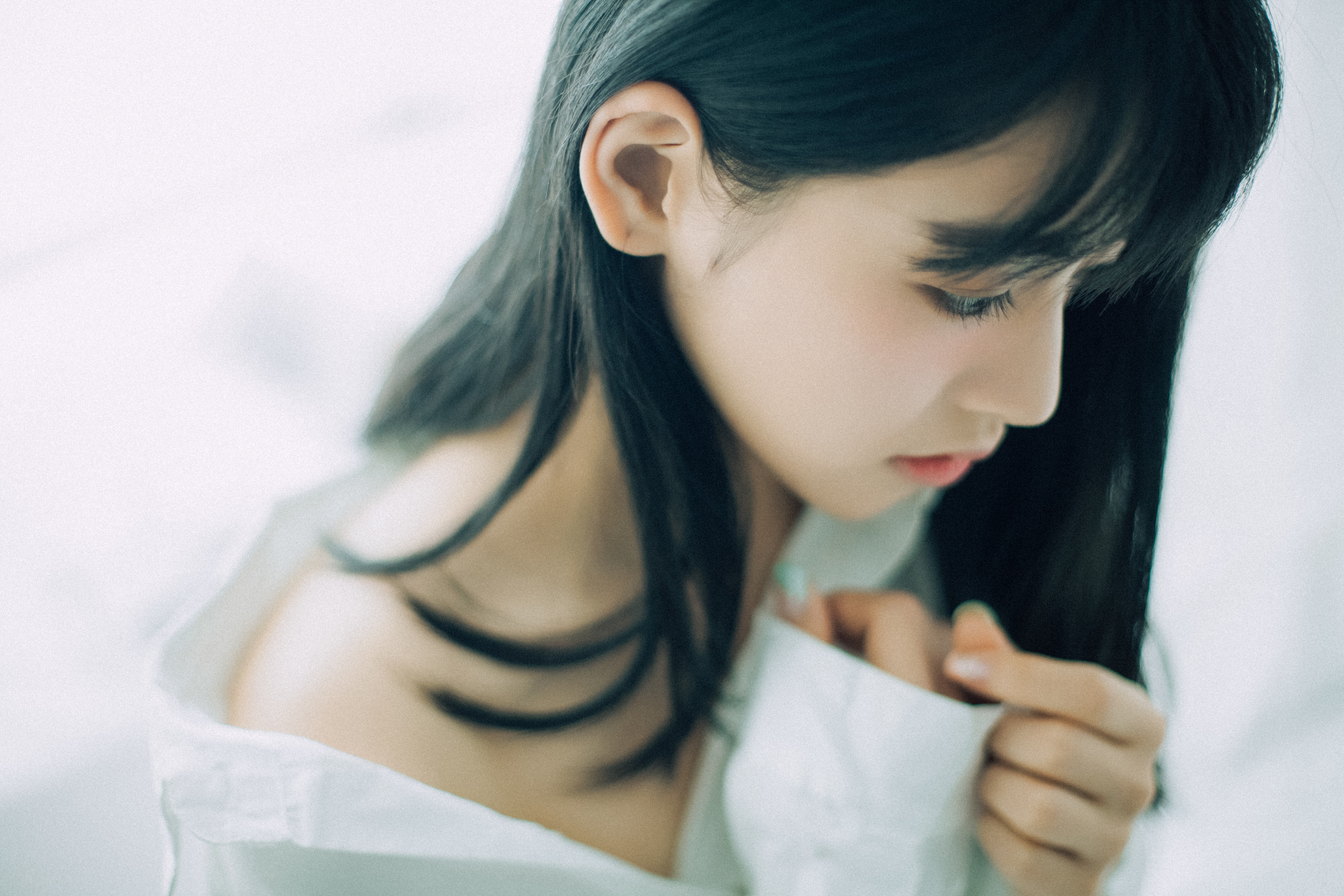 sing女团林津伊白衬衫露香肩长腿少女清纯超吸引