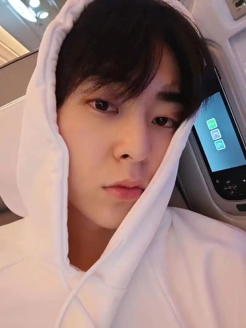 金珉锡 素颜状态下的猫猫状态好好99!宝宝好好休息吧17 - 抖音