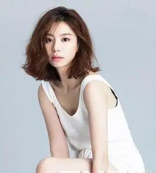 矮个子女生适合什么发型矮个子女生显高发型图片