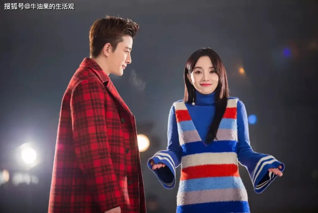 贾乃亮新恋情曝光,带短发美女回家过夜,与李小璐复婚无望_直播_孩子