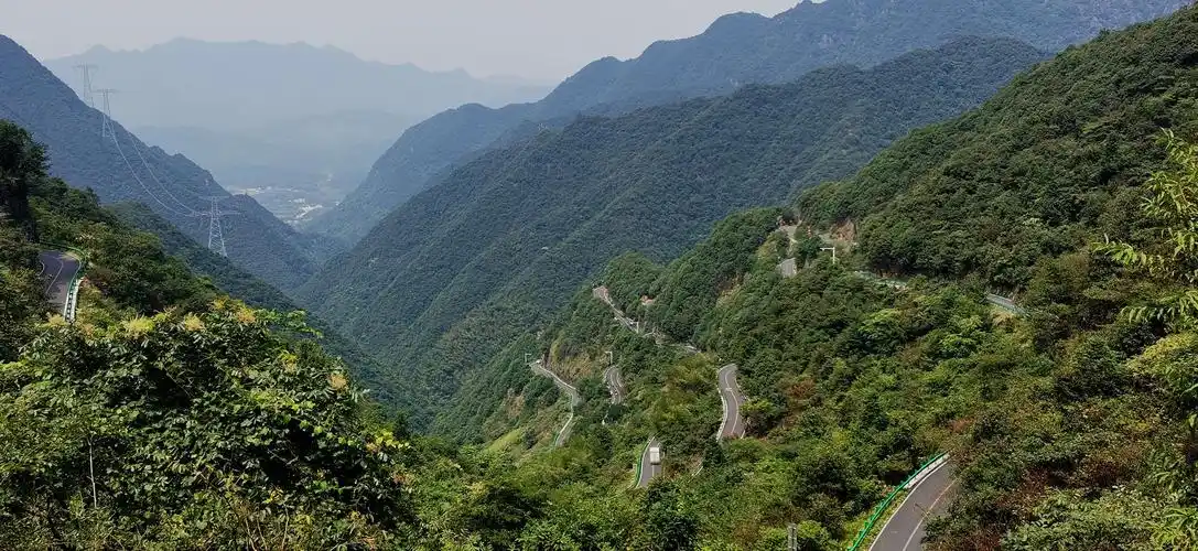 还有皖南最美的小川藏线.