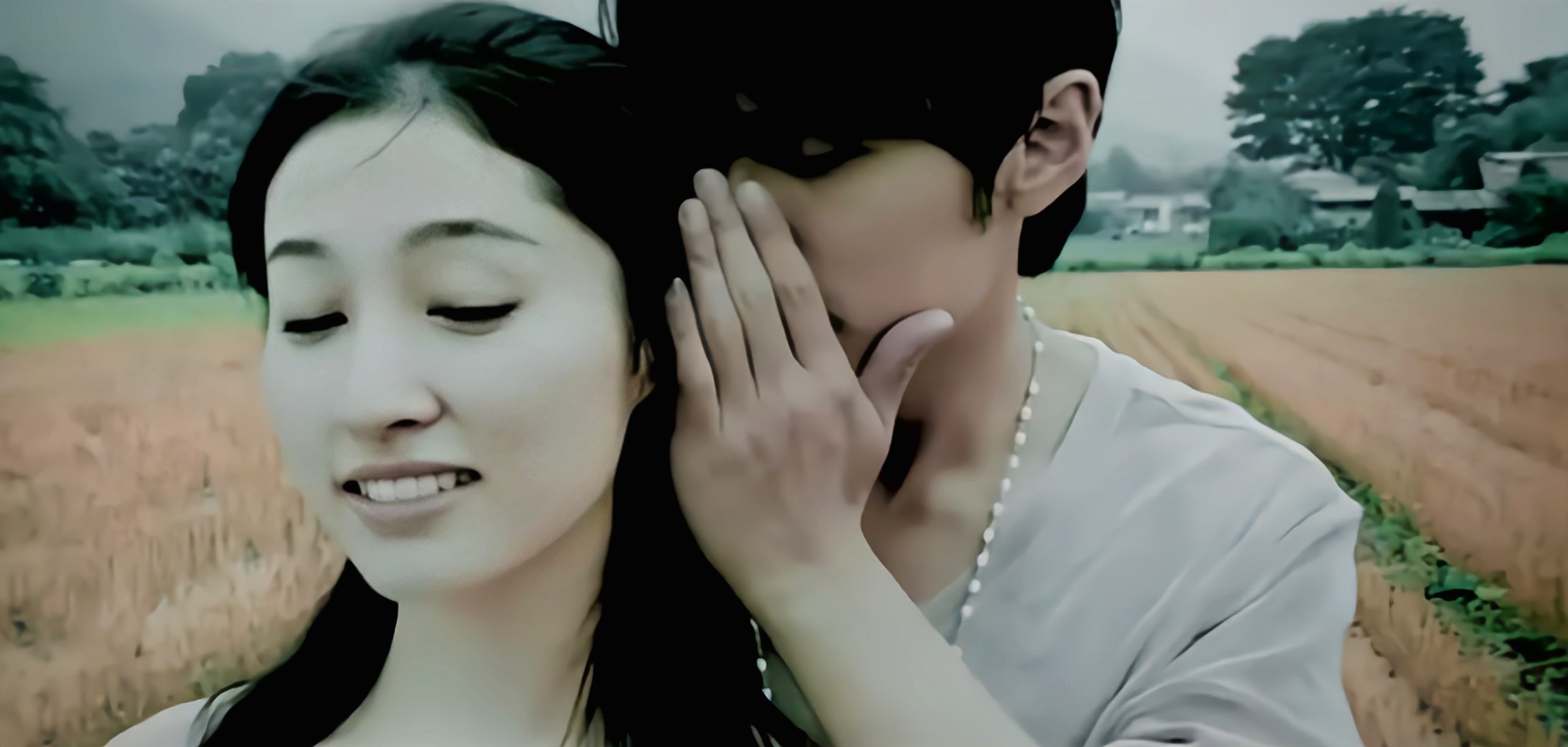 在《七里香》的mv里,周杰伦到底给女主说了什么呢?