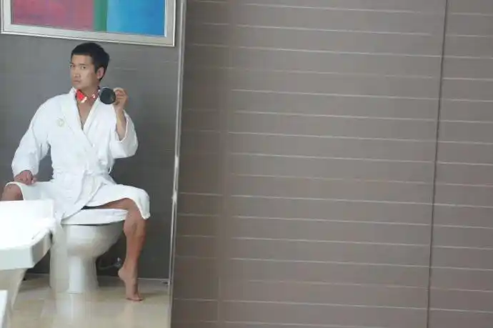 【转载】r四阿哥"何晟铭"成名前的肌肉写真