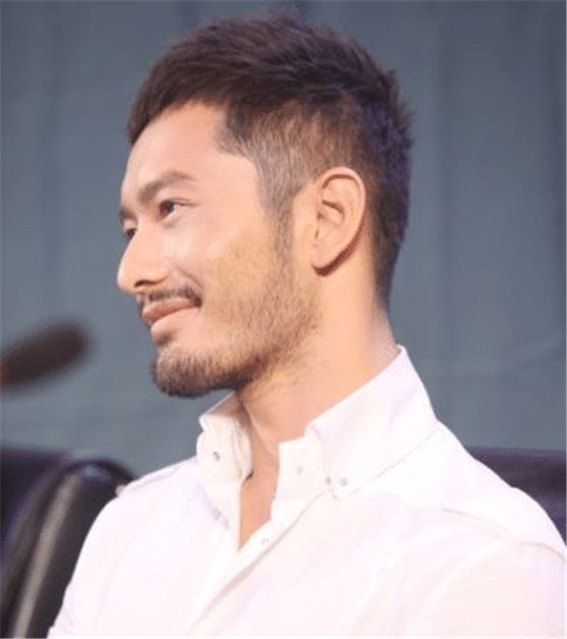 黄晓明自曝身体出大问题,暴瘦20斤加熬夜导致心脏不适