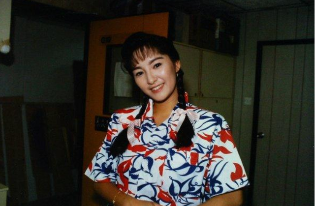 女星雪梨:与张国荣恋爱,被徐少强"骗"生子,现状令人唏嘘