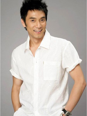 一首歌就让他走红,为事业抛弃妻子,却过成这个样子