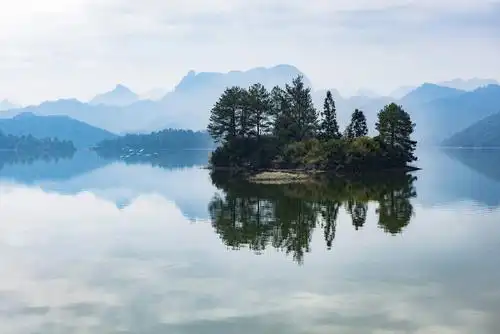 《静心山水》 刘贤健摄