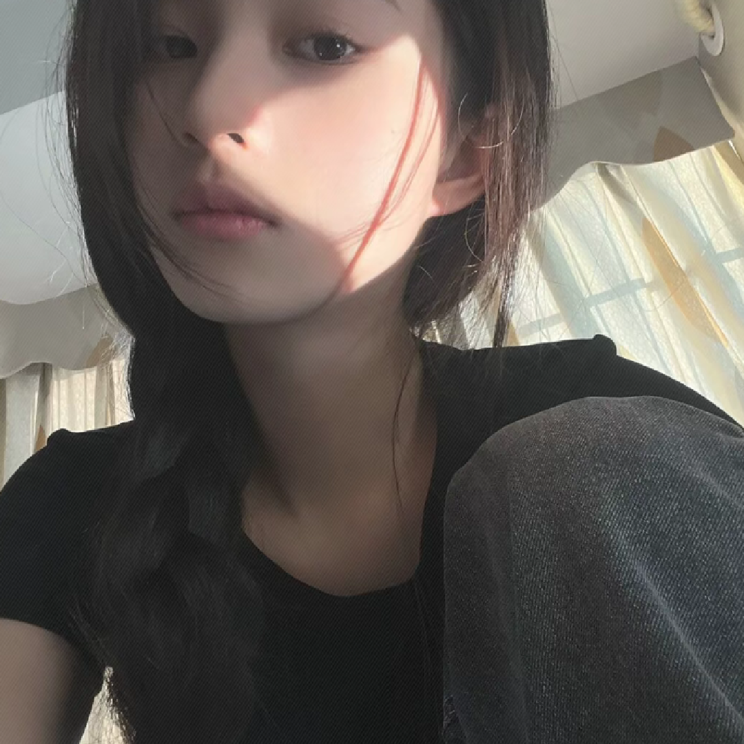 日常自拍美丽大方女生头像