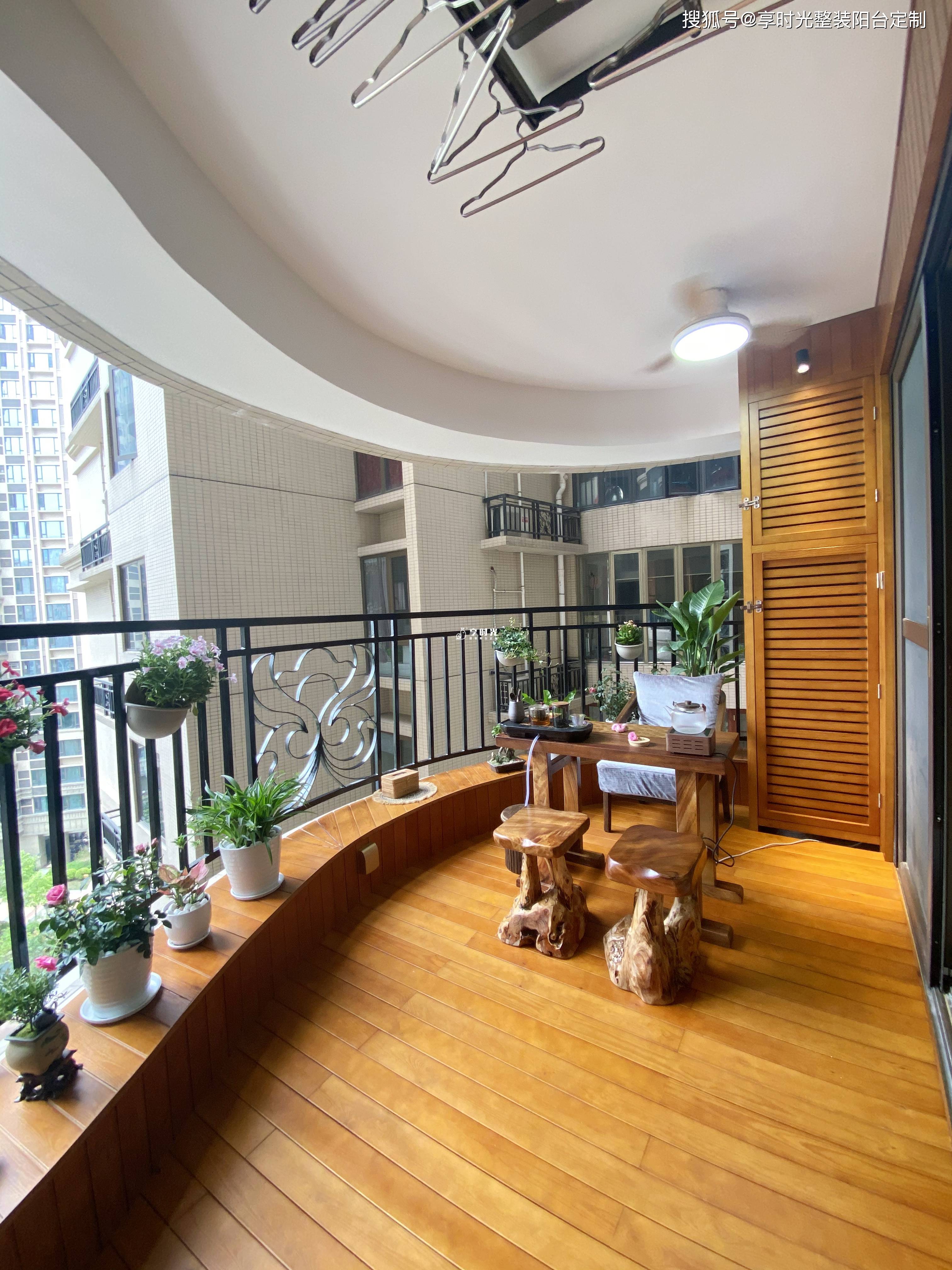 原创整装阳台定制弧形阳台装修细节大公开让你每天享时光