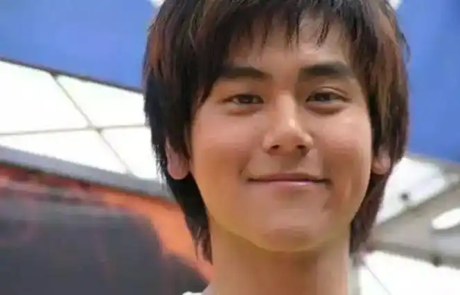 彭于晏身高体重(39岁彭于晏近照曝光)