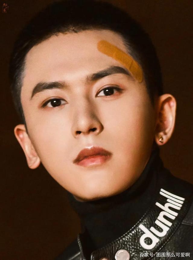 张哲瀚寸头造型-平头瀚哥