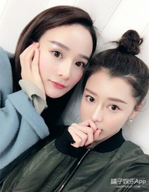 杨幂替身卓亨瑜微博海量私照曝光 和杨幂太像叫人傻傻分不清
