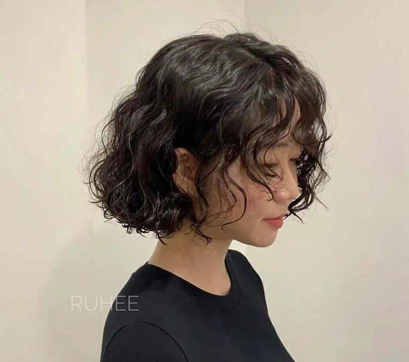 减龄短发烫好打理懒人首选