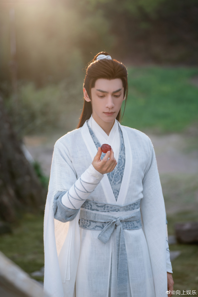 罗云熙沧九旻上线剧照##罗云熙长月烬明沧九旻剧照##沧九旻上线剧照