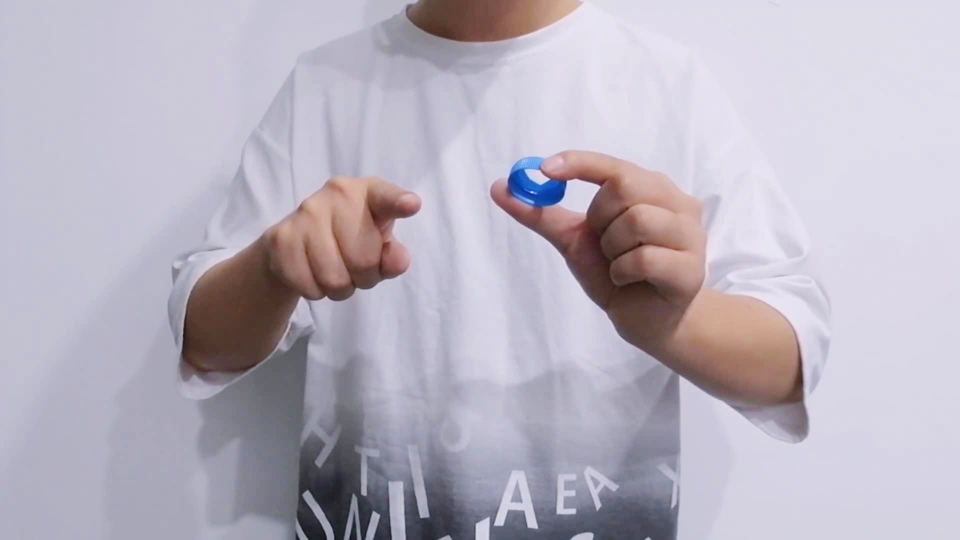 魔术教学手指凭空击穿瓶盖也是传说中的一阳指