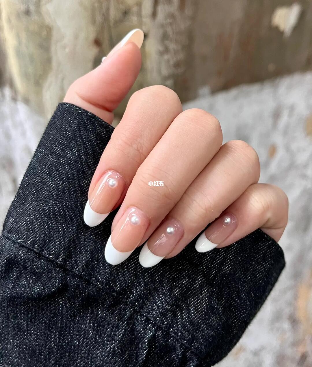 九月新美甲|优雅珍珠白法式91