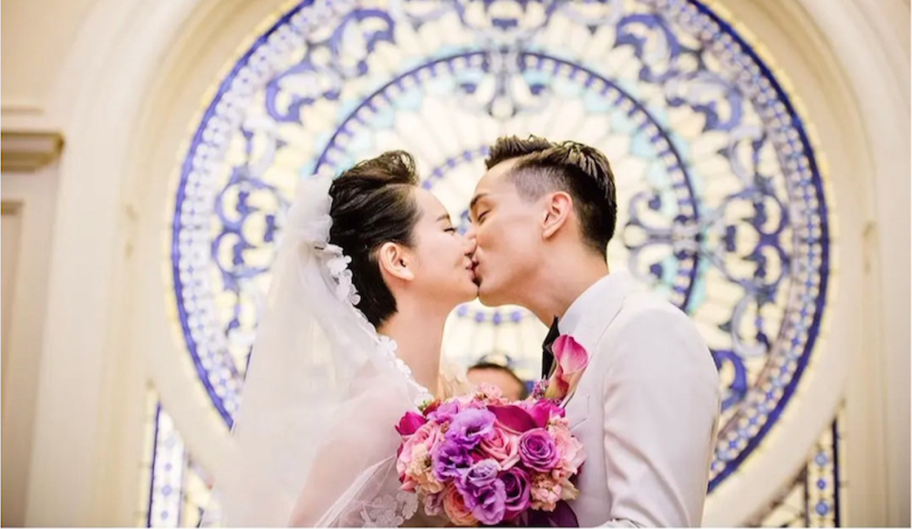 戚薇李承铉婚礼照片曝光,结婚7年甜蜜恩爱,成跨国模范夫妻