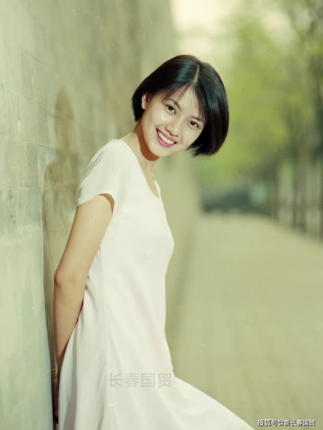 高圆圆罕见旧照曝光清纯甜美满满胶原蛋白