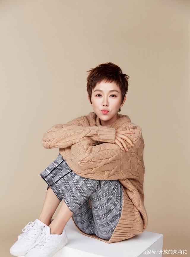 短发女孩有独特的魅力(姜妍)