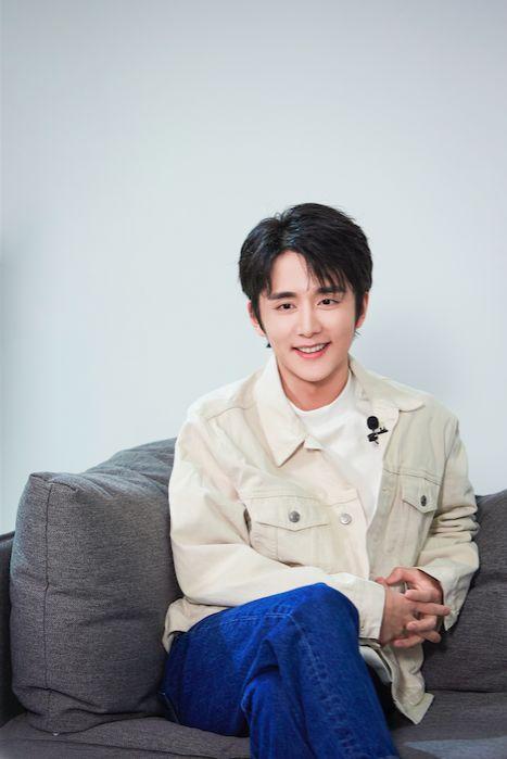 从张新成身上,我也学到了很多,努力坚持有主见