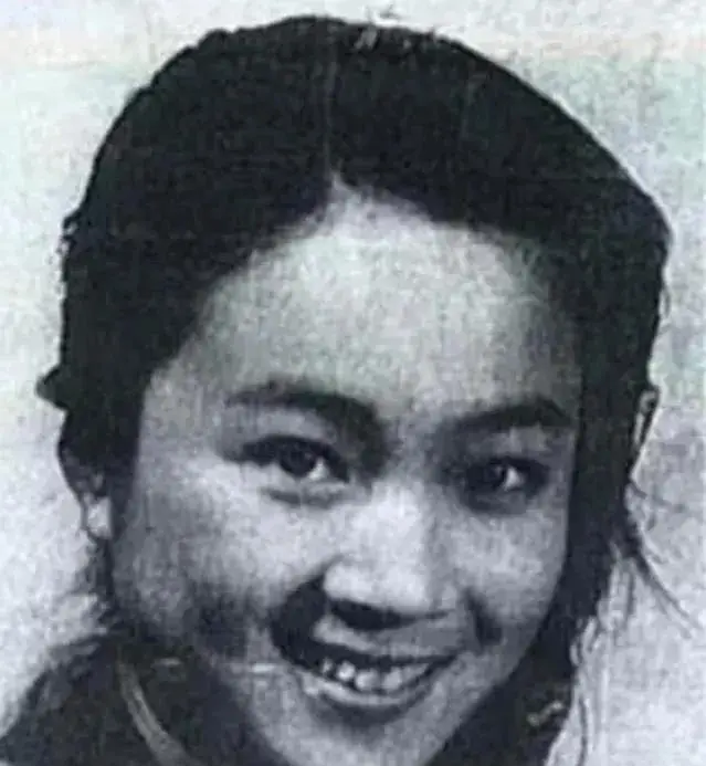 乔冠华前妻龚澎:新中国第一任美女新闻发言人的绚丽人生(上)