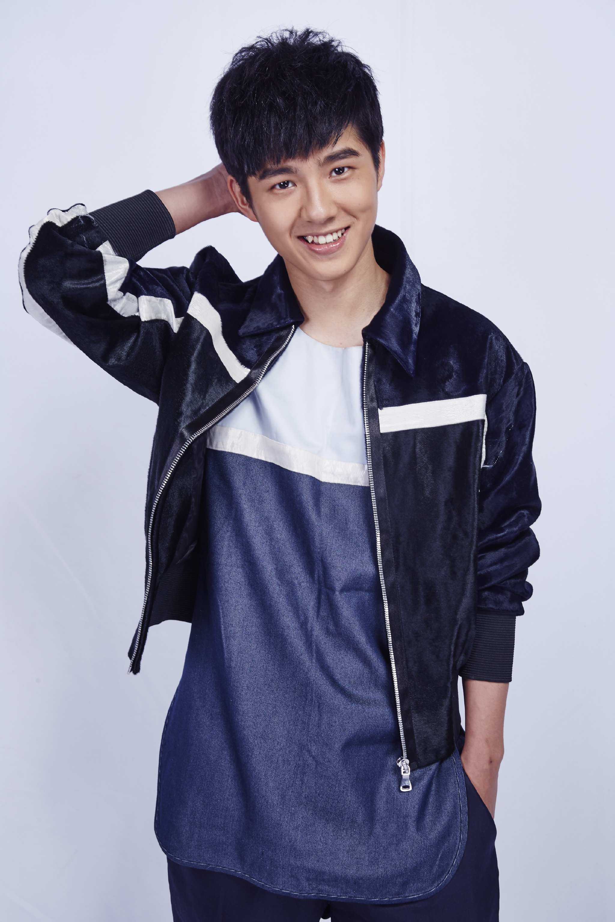 吴磊刘昊然"私藏照"大放送!另有金圣柱谢依霖谭松韵统统在里面.