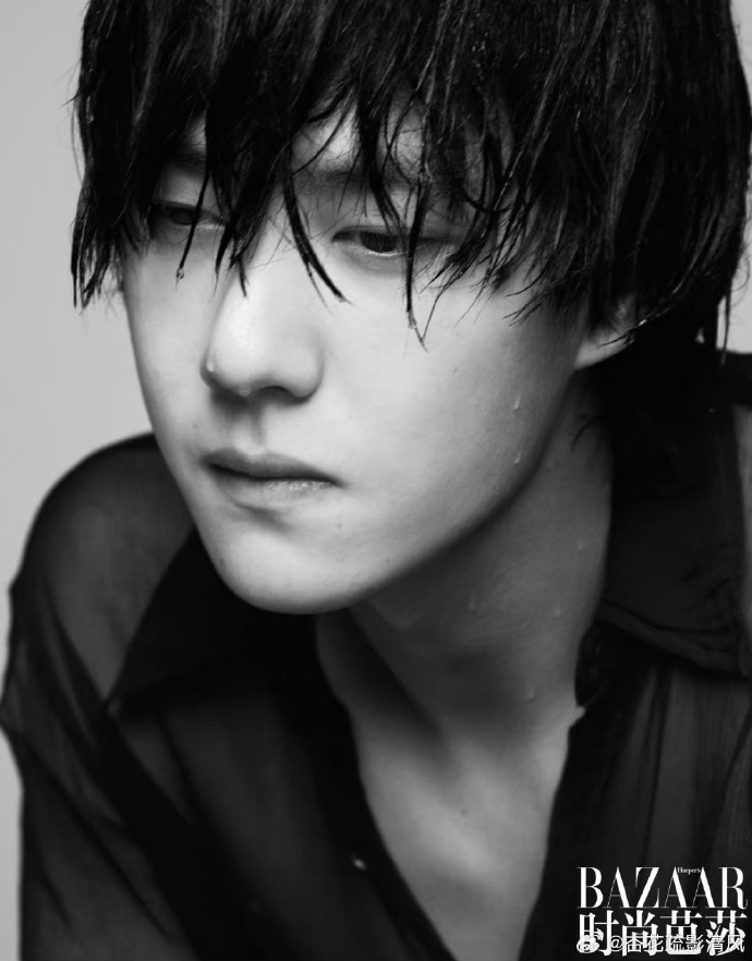 王一博##王一博时尚芭莎一月刊封面##王一博时尚芭莎