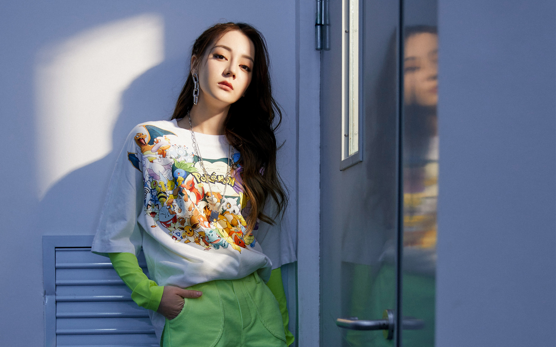 迪丽热巴性感写真高清桌面壁纸