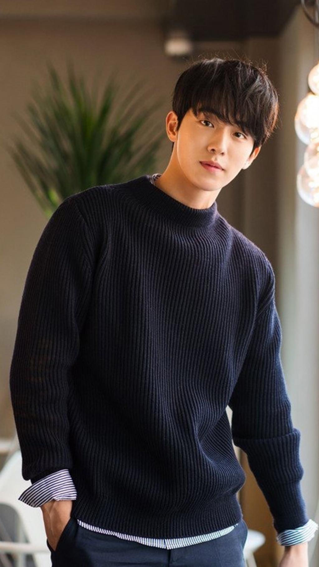 帅气男星南柱赫街拍写真