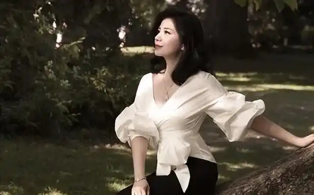 嚣张跋扈一毛不拔,人品堪忧虚伪至极,"铁公鸡"周润发现形记