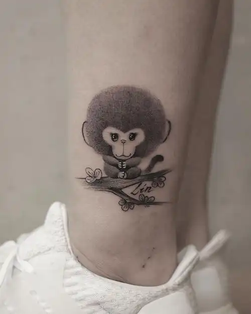 脚踝黑灰小猴子纹身图案