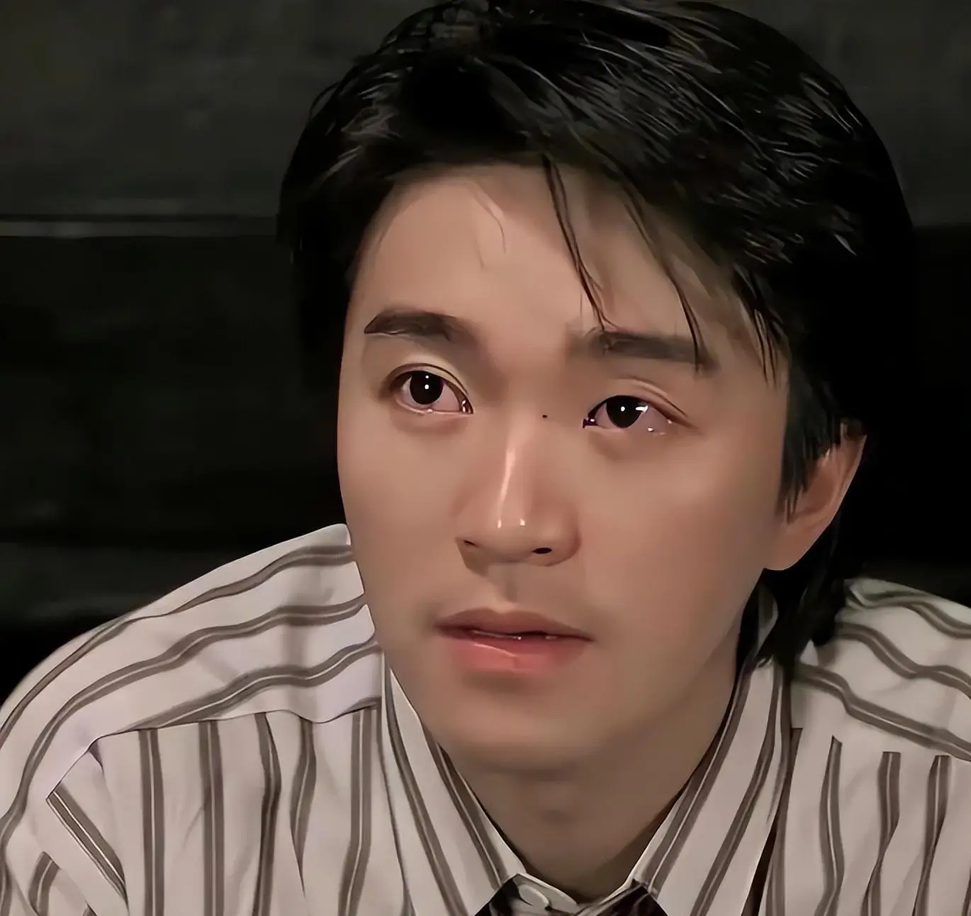 大小杨哥拜访周星驰,三人吃饭合影照片曝光,61岁星爷大佬范十足_兄弟