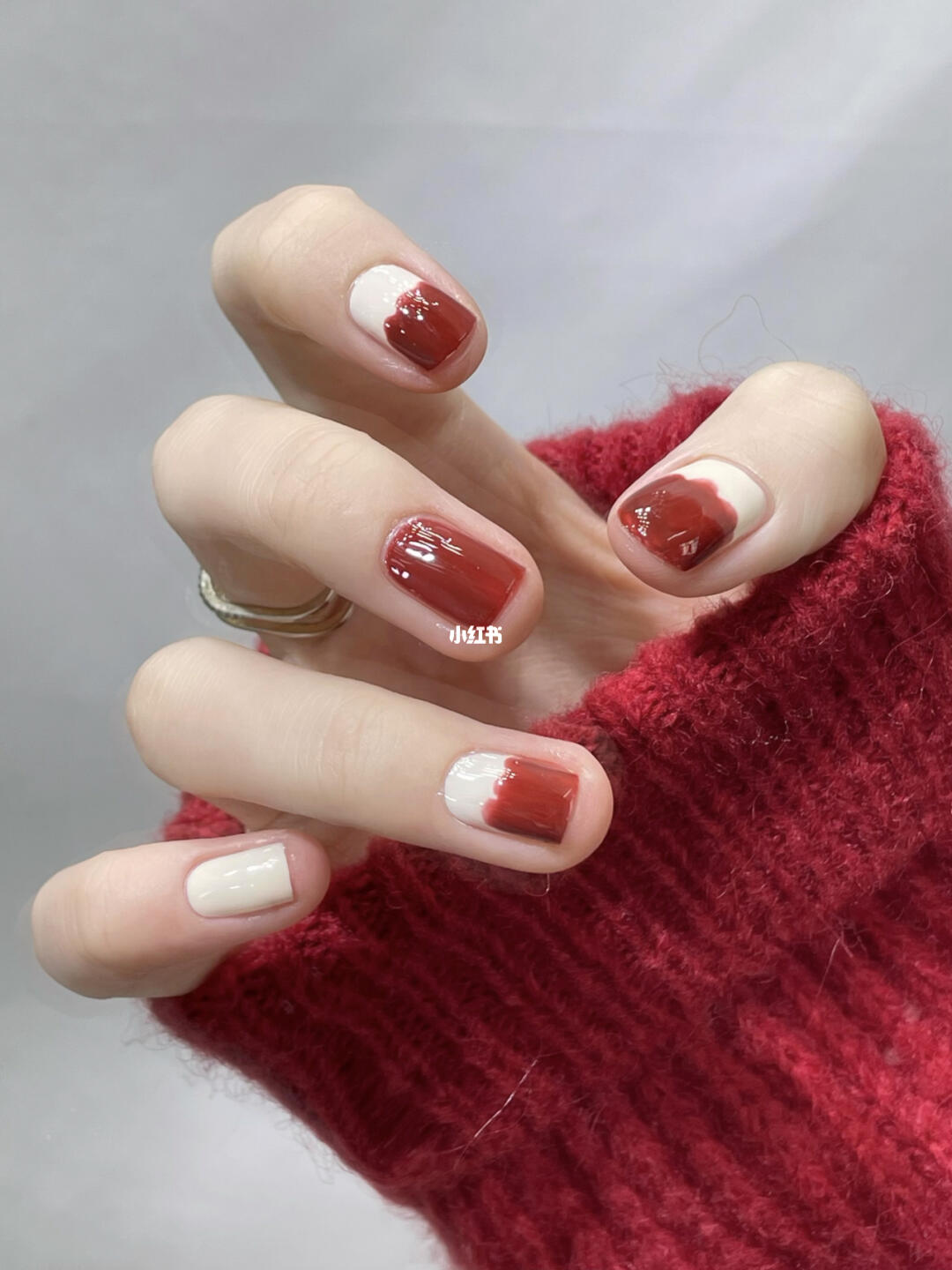 omg氛围感满满的圣诞美甲耶嘎嘎显白