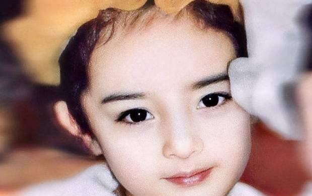 原创刘恺威女儿小糯米近照曝光看完杨幂母女网友戚薇母女算啥