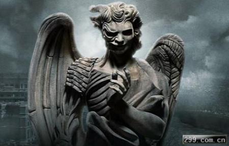 求张图,一张脸半面天使,半面是恶魔.不是卡通图,是在一张脸上.