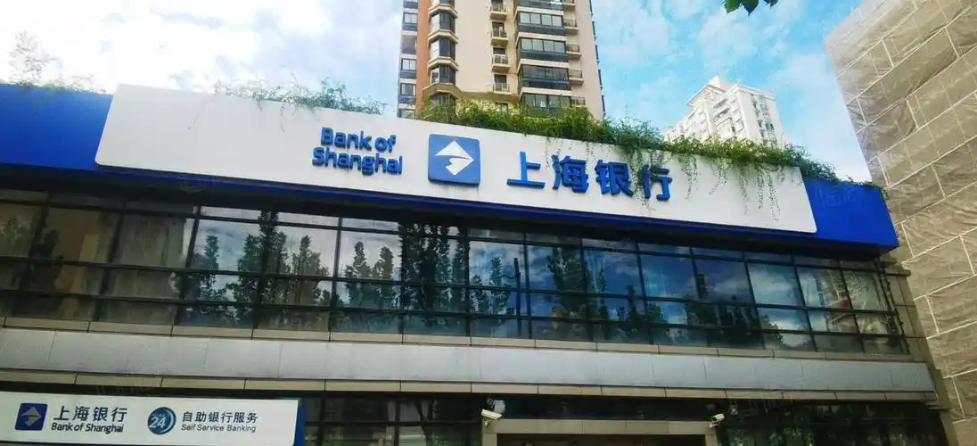 【20图】黄浦西藏南路,小独栋小区门口,地铁口,上海银行,位置好,上海